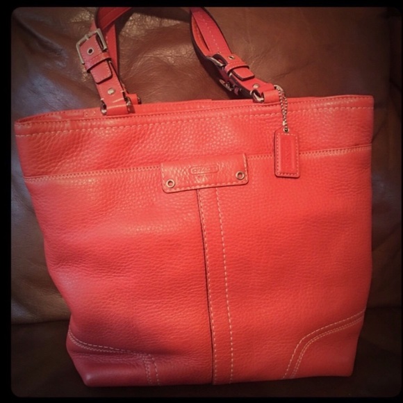 Coach Handbags - Coach Tote